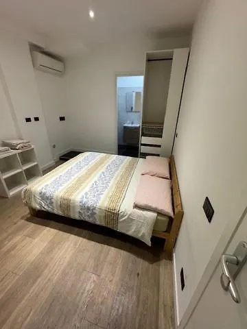 Appia Affittacamere 4*