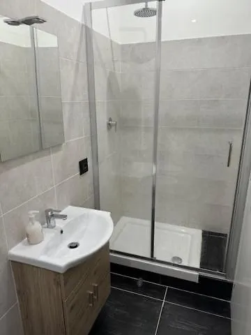 Appia 4*